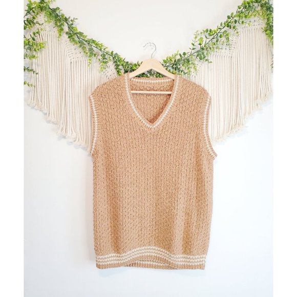 Vintage Sweaters - Neutral Camel Oversized Sleeveless V Neck Relaxed Knit Sweater Vest
